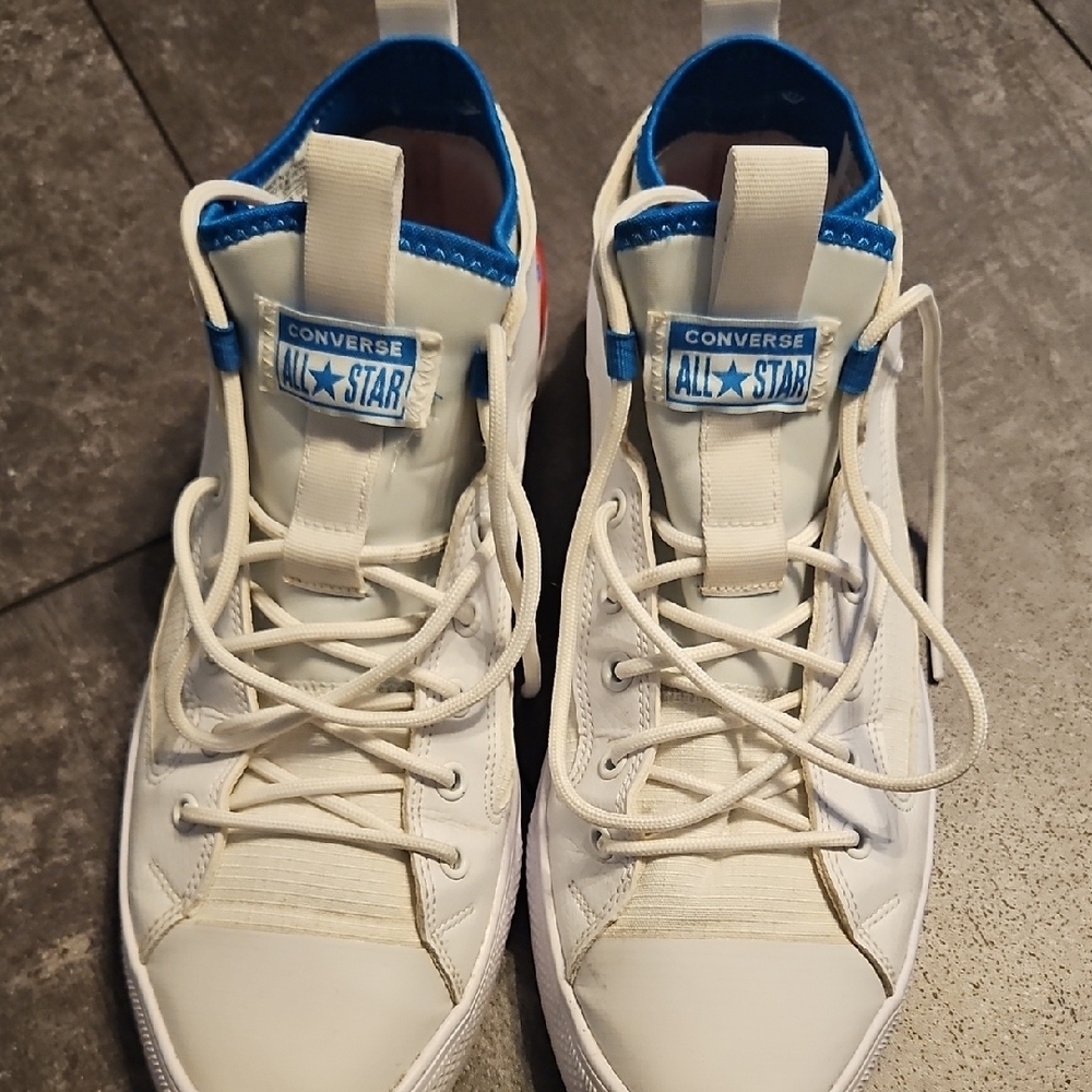 Converse All Star High-Top Sneakers.Perfect Condition.